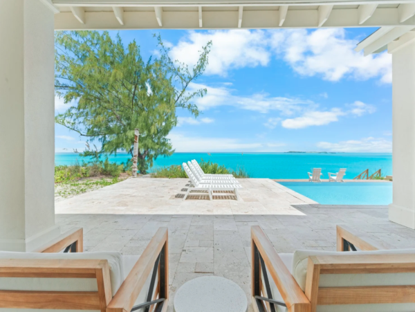 Luxurious 7-Bedroom Beachfront Retreat in Little Exuma, Bahamas
